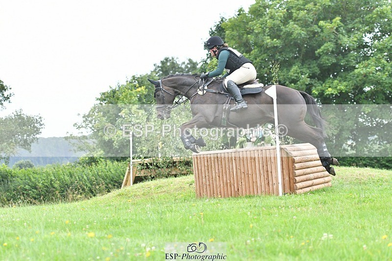 240803-120010-03434 - 018-Vikki_Maddox-GOGETTHAT