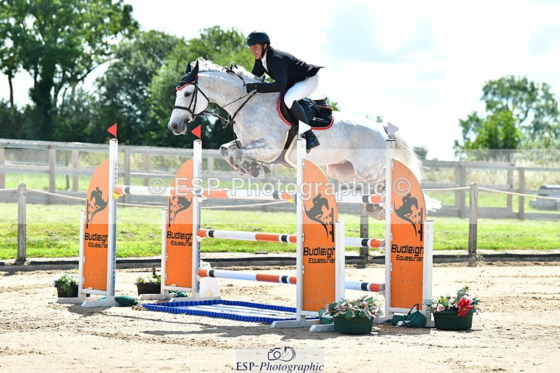 230720A-104602-01959 - Cls 5, 2 Star Medium 1.35m