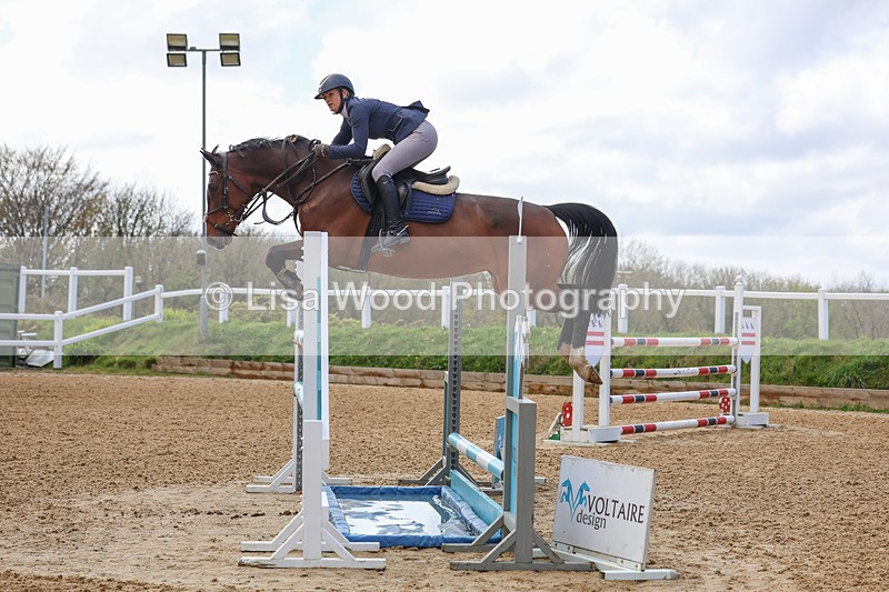 3E7A2144 - Class 8: Senior Foxhunter/1.20 open