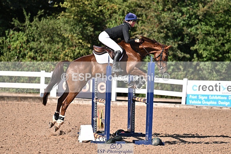 260812-094155-00078 - Cls 2 British Novice and 90cm