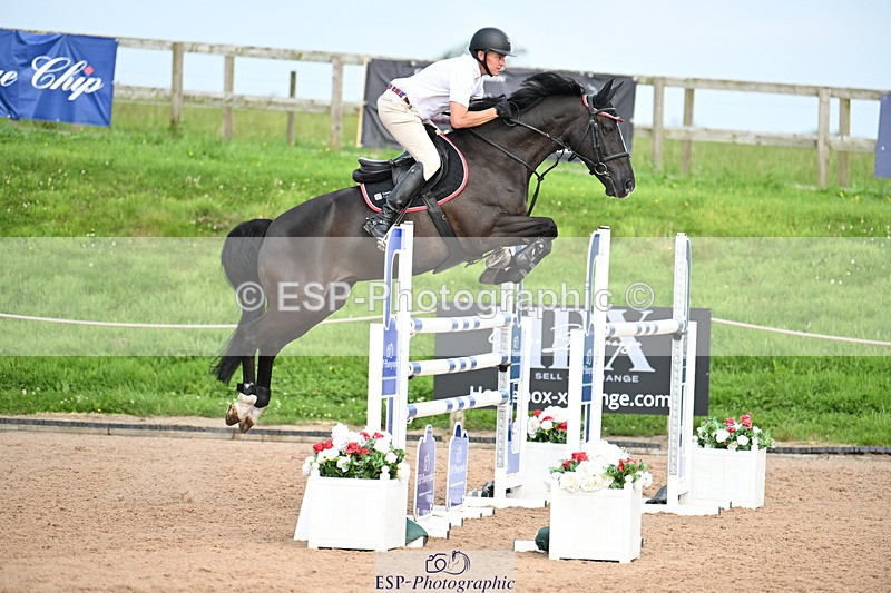 240801A-160225-02679 - Cls 5 National 1.30m Open