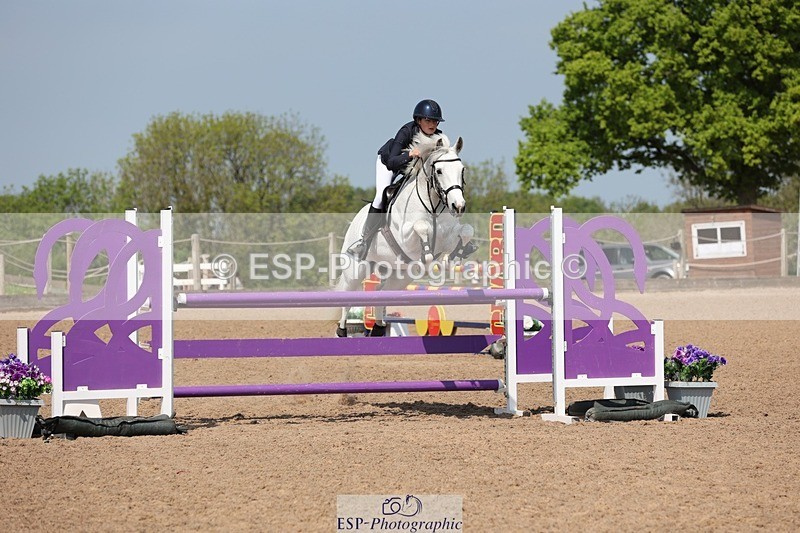 250503-122052-01031 - Cls 9 Pony Foxhunter and 1.10m Open