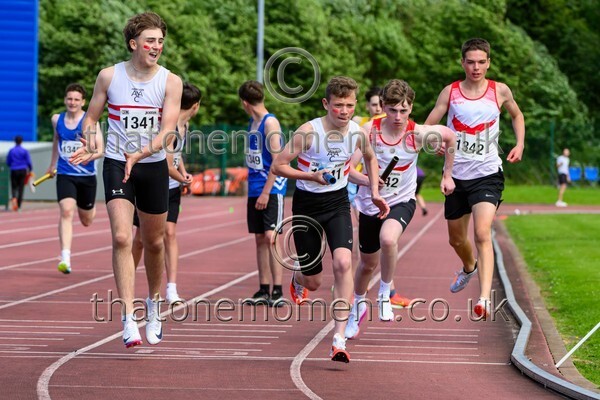 Relays26-924442 - Male Set Three