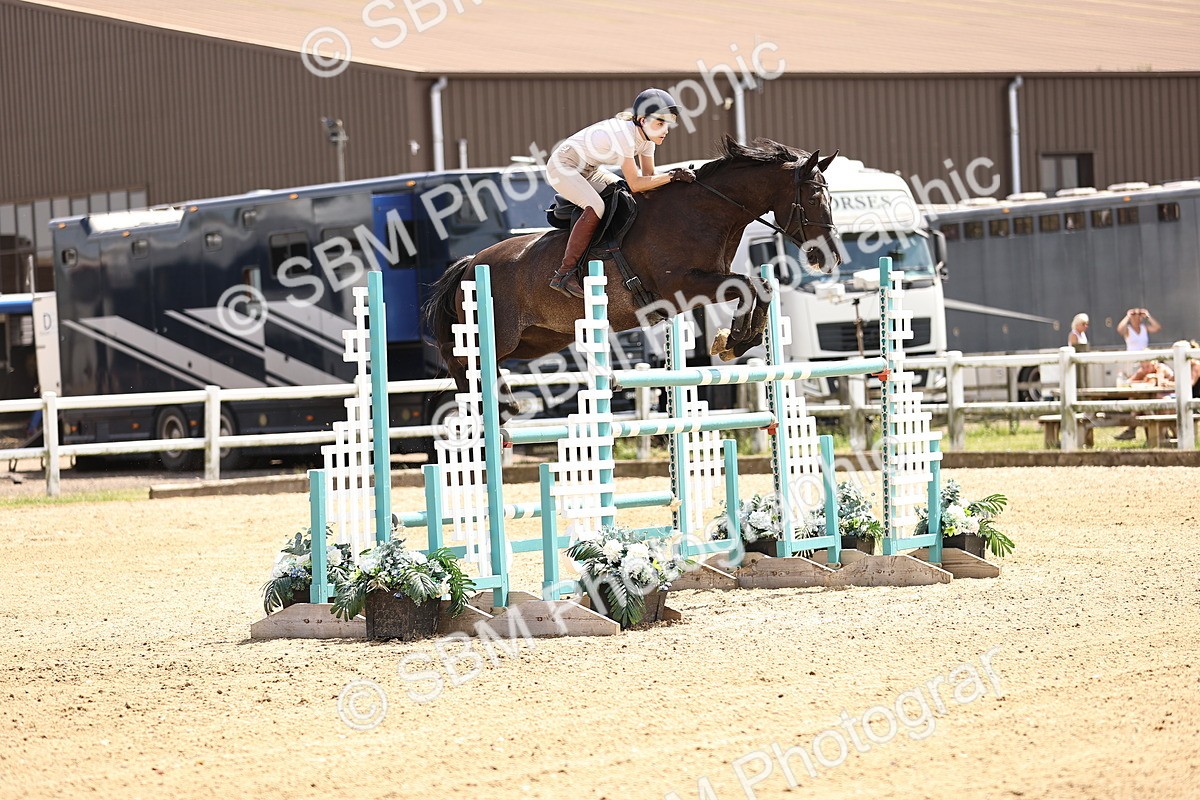 SBM_001926 - Class 16 - GFS Senior Newcomers 1.25m