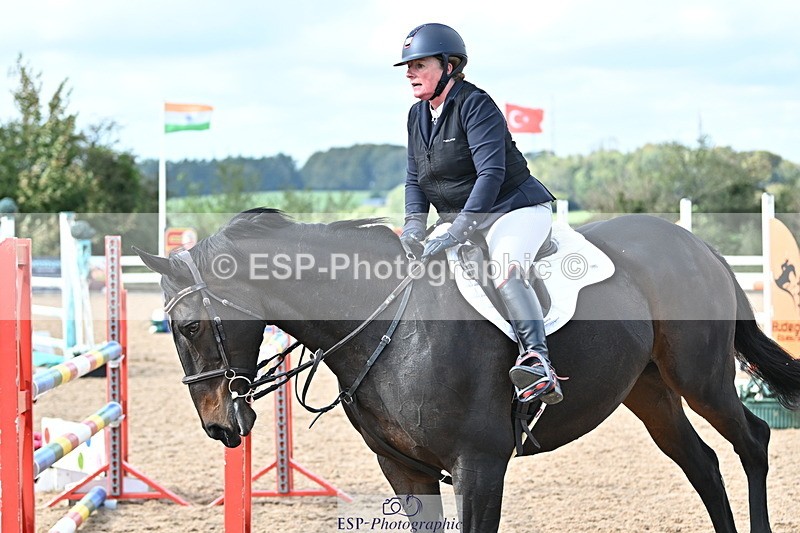 241005A-123737-03741 - SAT Cls 18 1.05m Amateur Quali