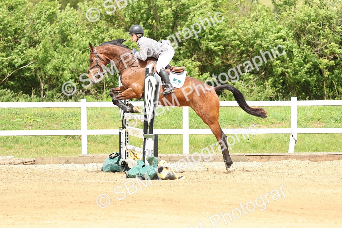 SBM_000888 - Class 4 - Senior Newcomers - 1.10m