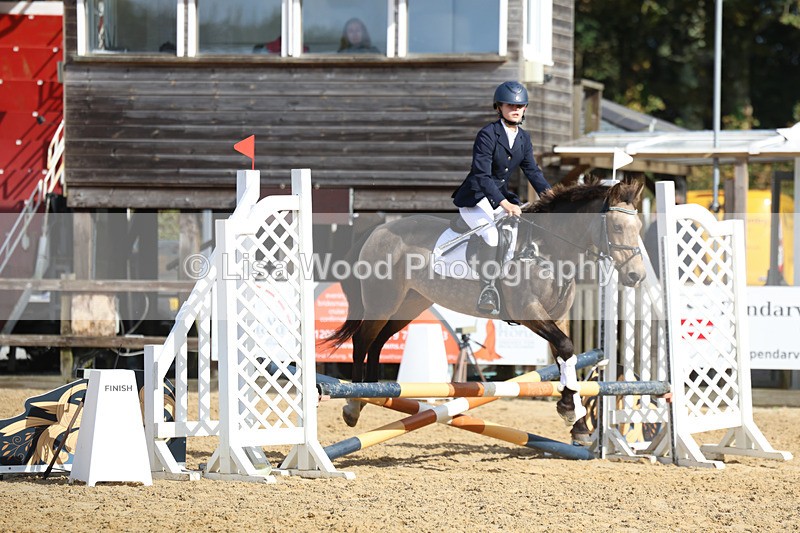 3E7A3072 - Class 4: 60cm Junior