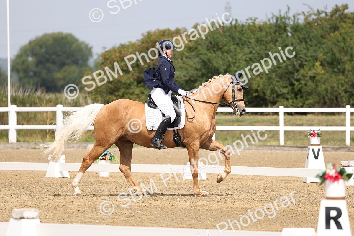 SBM_006139 - Class 6 - novice 6 - 11.50-12.46