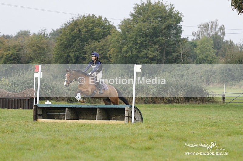  WWHT 171021 0990 - Open Novice (0.80m)  17/10/21
