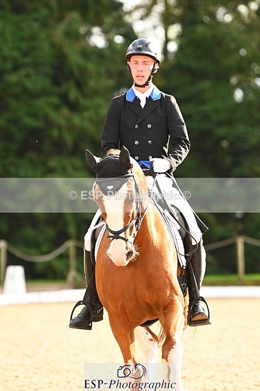 231020-143722-10316 - 209-JIN.VAN.DE.DOELVELDEN.Z-Callum.Banfield-DR