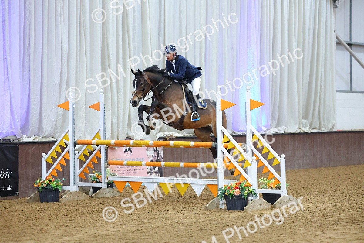 SBM_010556 - Class 23 - Senior Newcomers/ 1.10m Open - First Round (1.10m)