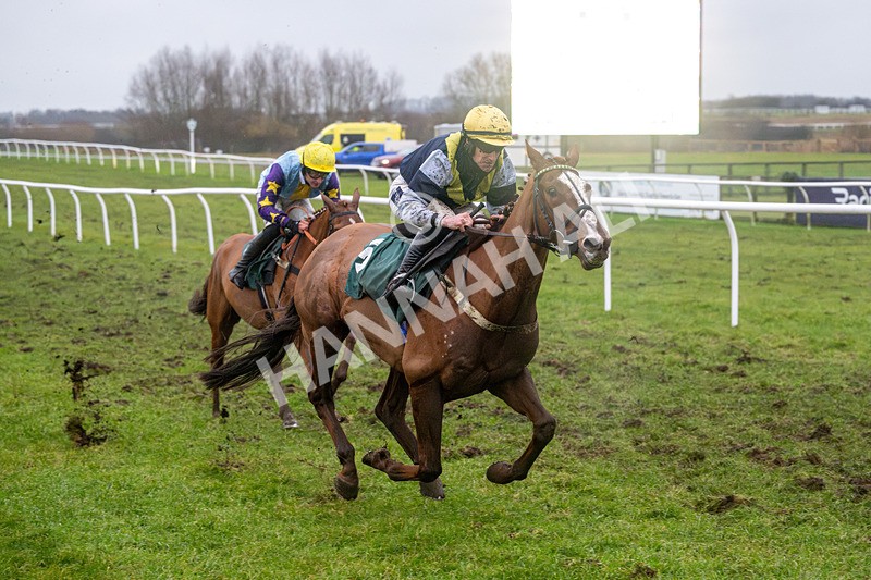 210126-Race 7-Nightflyer-5092 - Race 7