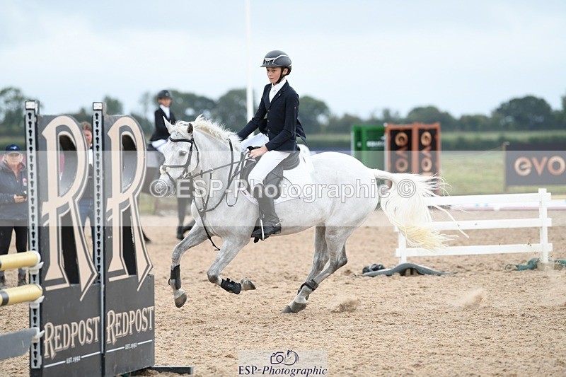 250807-135248-01393 - 90cm Round 2