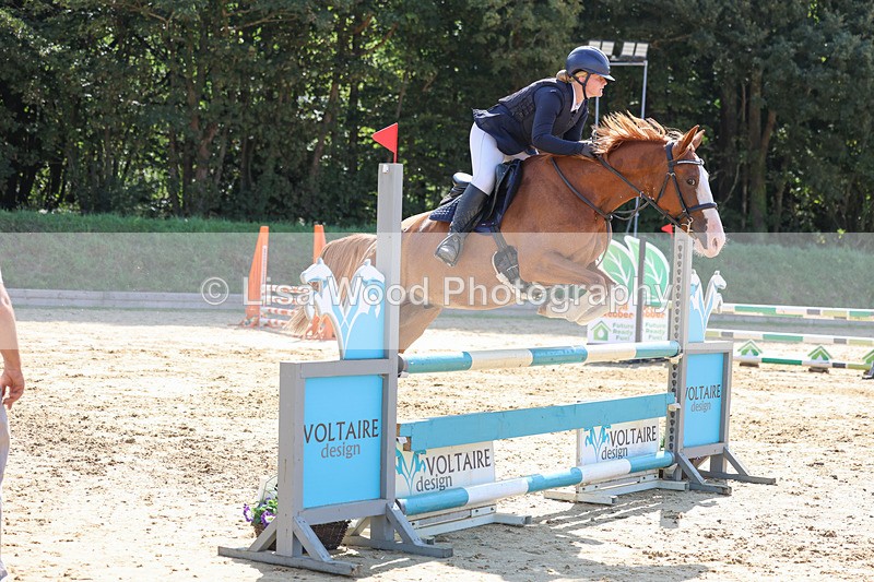 3E7A1096 - Class 4: Senior British Novice/90cm open