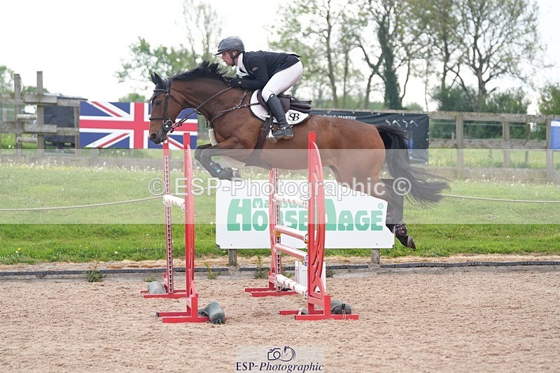 260508-094820-04711 - Cls 12 Snr Foxhunter