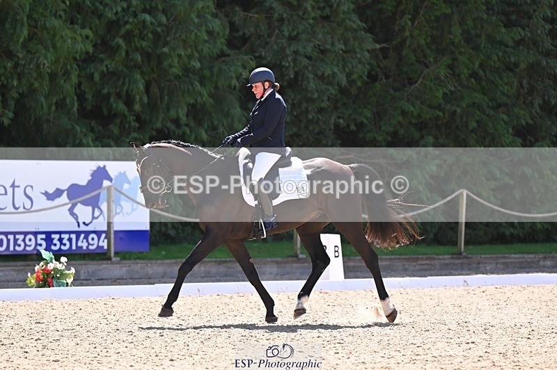 240809-114145-00550 - 191-Carole.Malyon-Diamonds.are.Forever