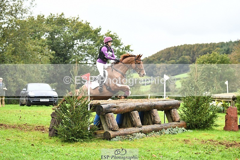 231021-114252-15297 - 686-MOORLAND.MAGIC-Charlotte.Chard-SC+XC