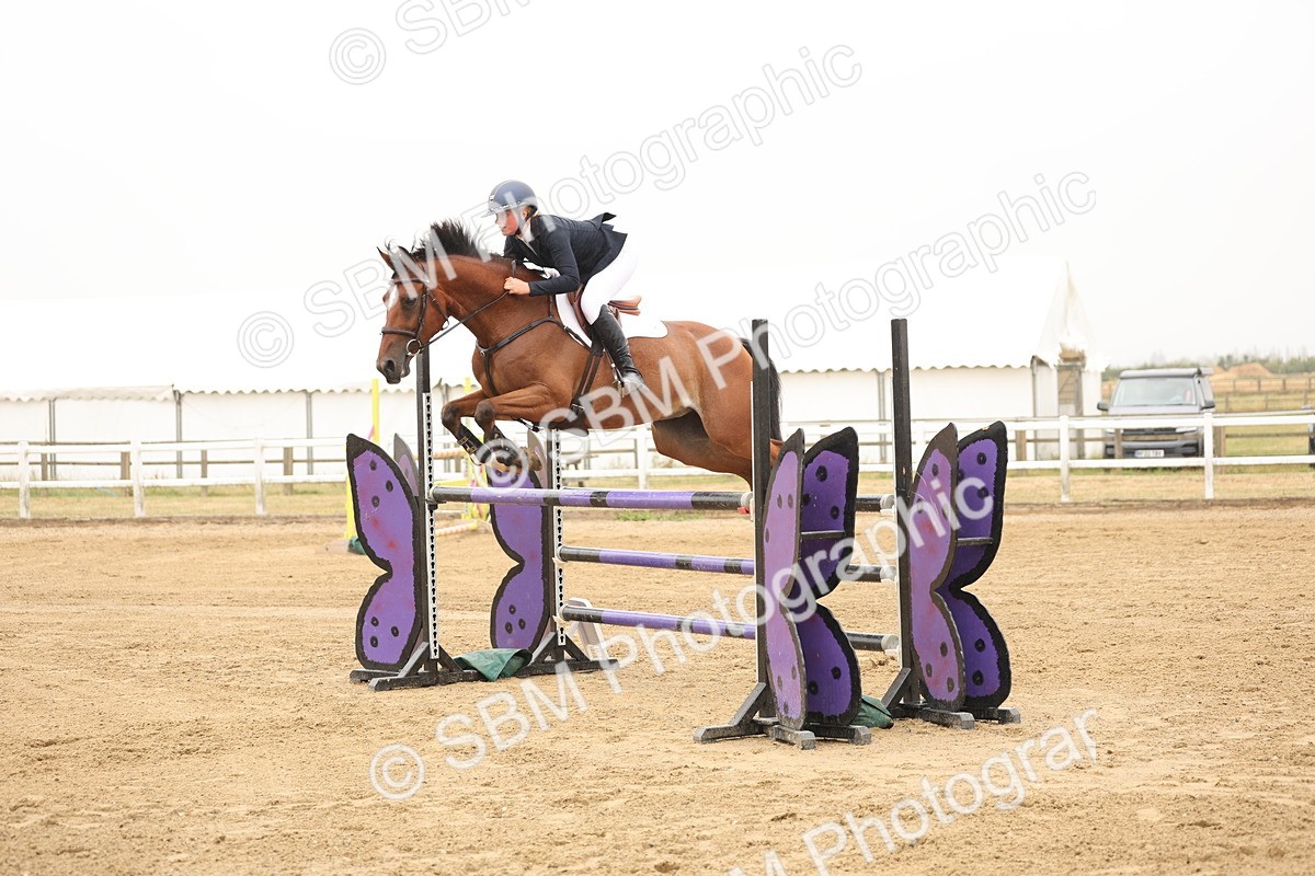 SBM_024068 - Class 6 - Senior Newcomers 1.10m