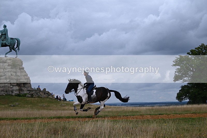 DSC_5056 - Time at Statue 11:10 to 11:42