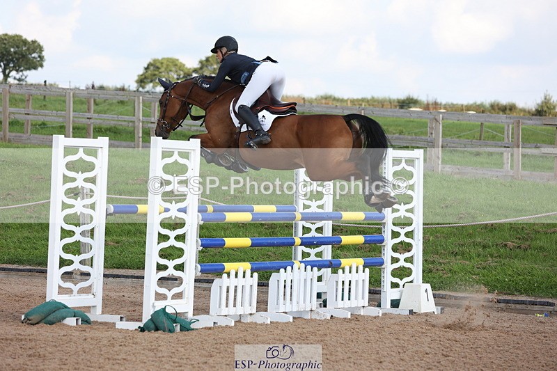 230915A-135557-02490 - Cls 4 National 1.30m