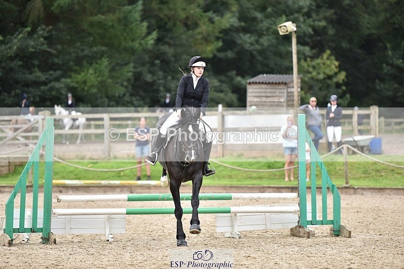 240802-103146-00861 - 70cm Round 1