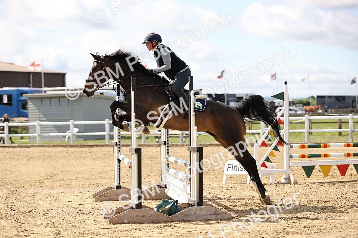 SBM_001929 - Class 8 - Clear Round