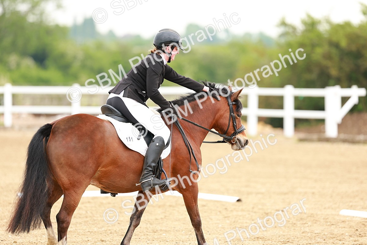 SBM_005288 - Class 16 - Novice 6