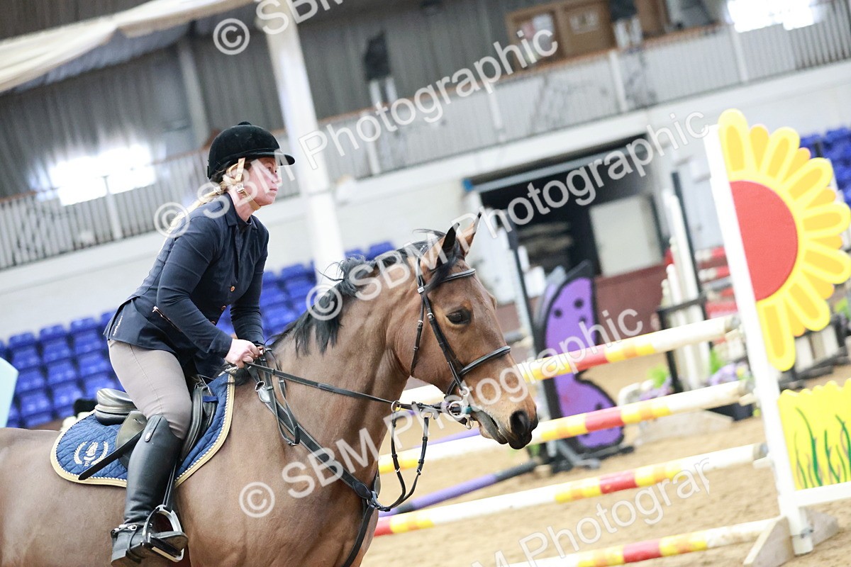 SBM_000832 - Class 4 - Senior Newcomers - 1.10m