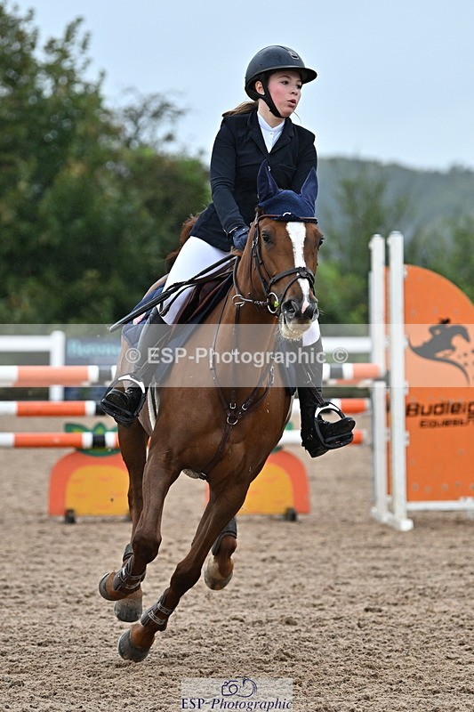 240925A-122715-00524 - Cls 3 Snr 1.05m Open