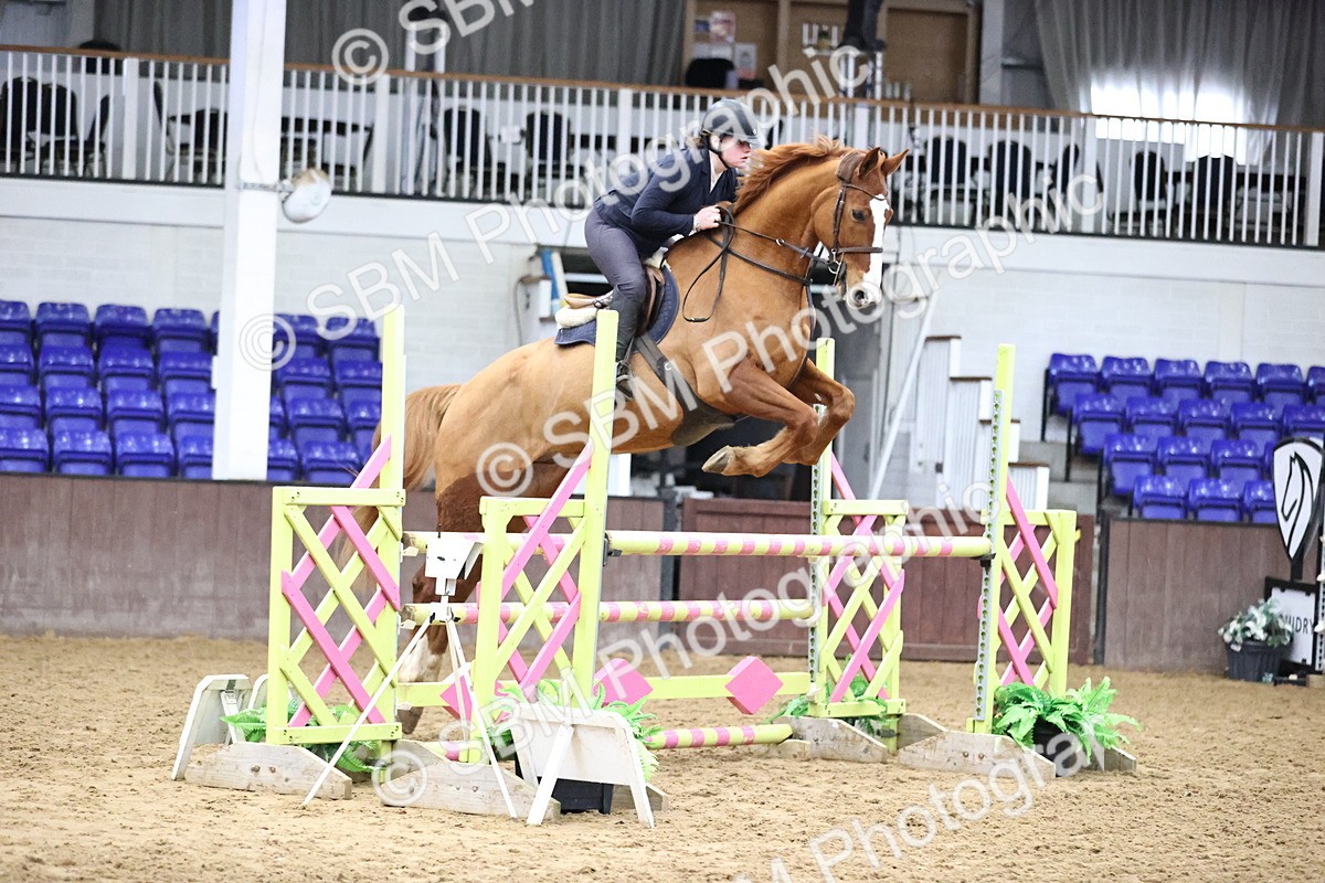 SBM_005384 - Class 17 - Senior Newcomers 1.10m