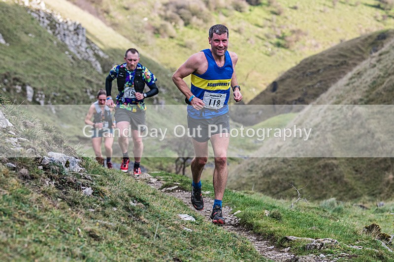 Litton-318 - Litton Christmas Cracker Fell Race (Limestone Series) Sunday 14th December 2025