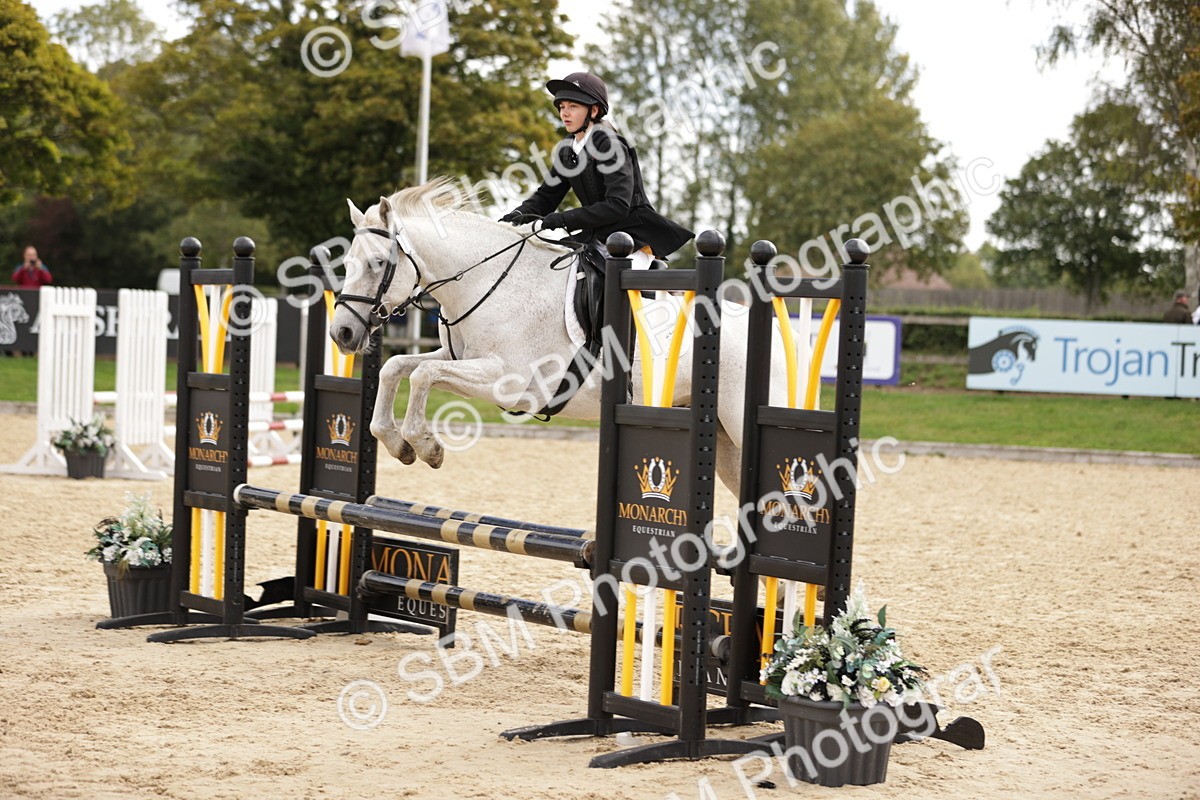 SBM_16632_J33 - Senior 75cm Championship - Michaela Camphell