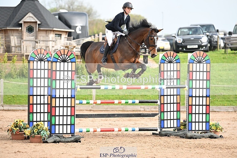 250425-095314-08032 - Cls 2 - 2 Star Small Tour