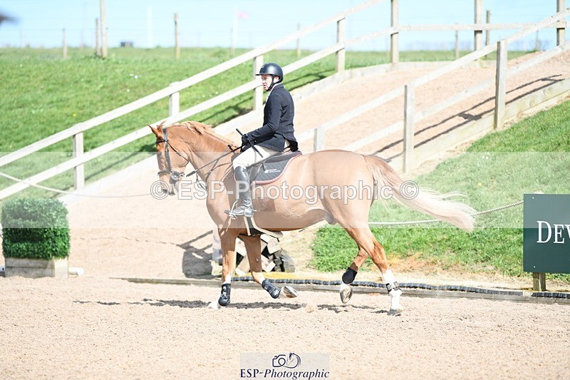 250328-130109-01117 - Cls 3 Snr Foxhunter