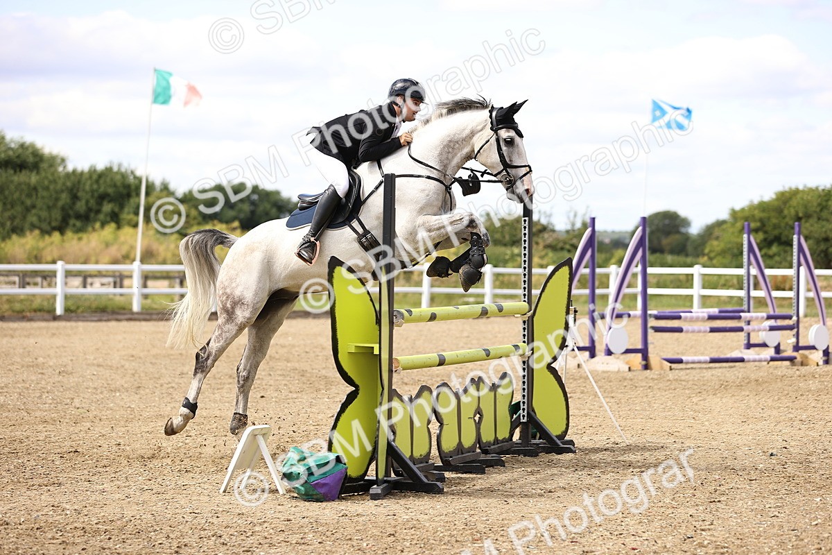SBM_001203 - Class 6 - Senior Newcomers - 1.10m