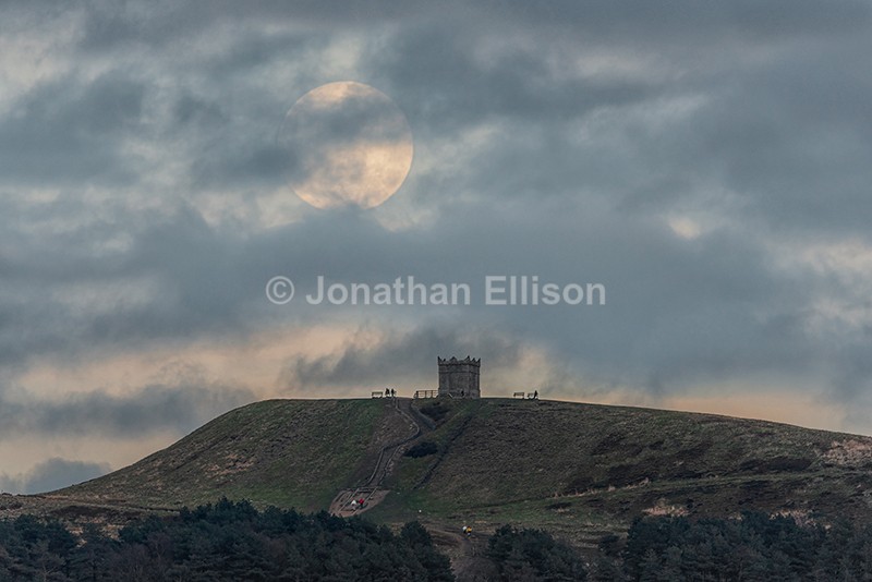 Rivington Pike Moonrise - Rivington And Surrounding Areas