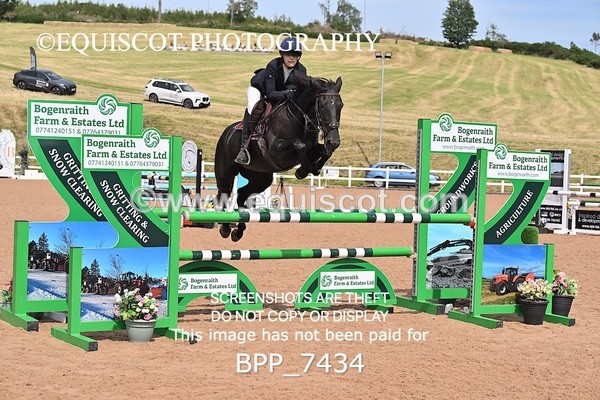BPP_7434 - CLASS 15 FRI Senior 1.05m Open