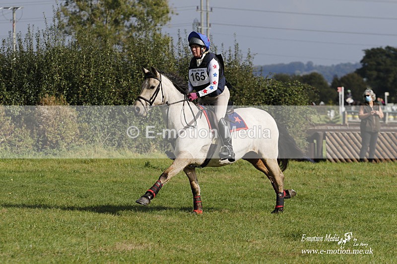  WWHT 171021 3009 - Intermediate (0.90m)  17/10/21