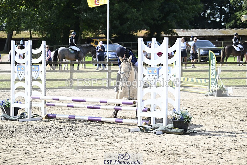 240823X-111839-16032 - 60cm R2 11.00 to 12.30