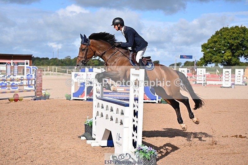250912-104123-03954 - Cls 15 Snr Foxhunter
