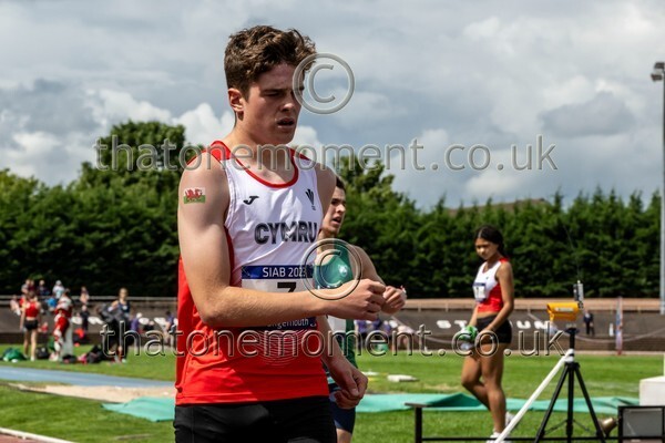 SIAB23-914559 - Track Male Set Two