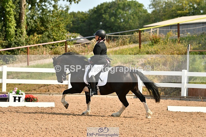 250817-103211-07905 - 169-Amber.HeywoodWalena.Rockocoko