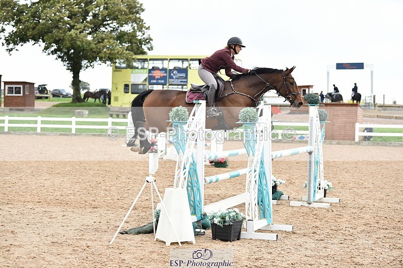 231013A-125348-01646 - Cls 3 1.05m Amateur Quali