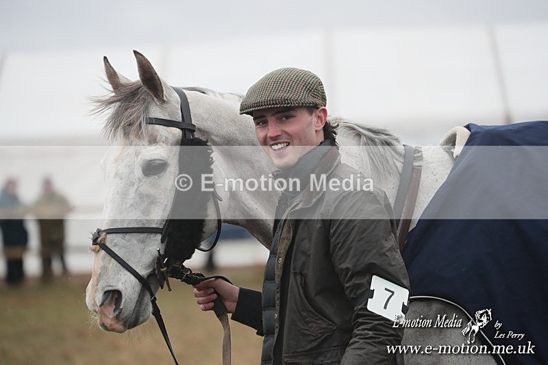 PtP 260125 400 - Cocklebarrow Point-to-Point racing with the Heythrop Hunt 26/01/25