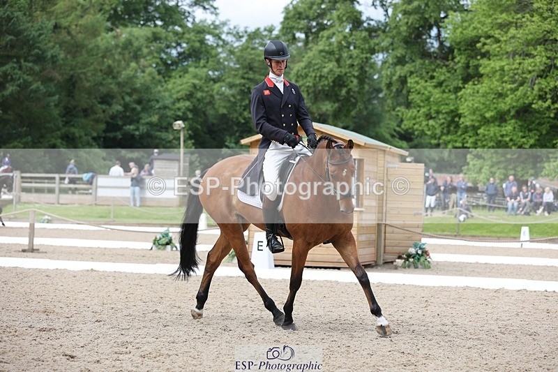 240524-104254-07484 - 264-BLS_ABSOLUTELY-William_Fox-Pitt