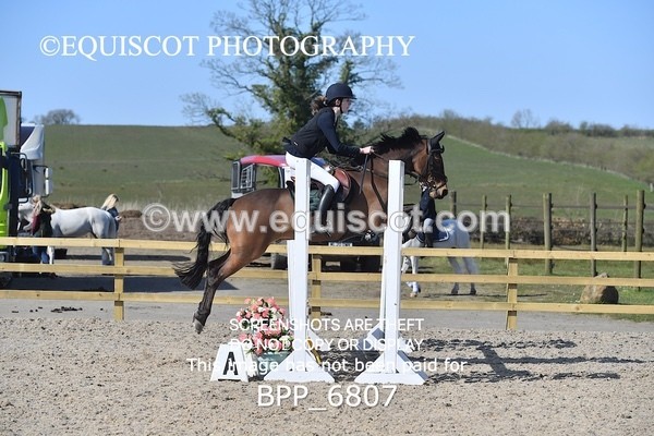 BPP_6807 - CLASS 14 SUN Springboard 128cm/ 138cm Restricted Handicap