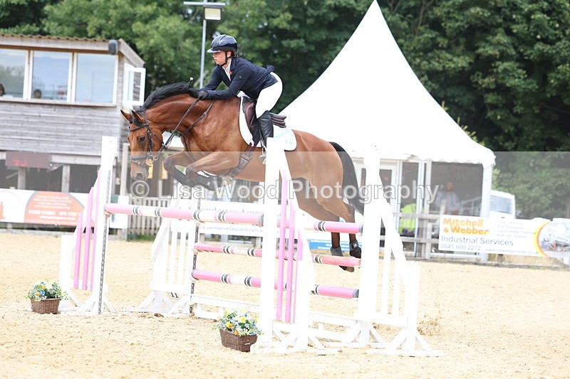3E7A6313 - Class 8: Senior Newcomers/1.10m open