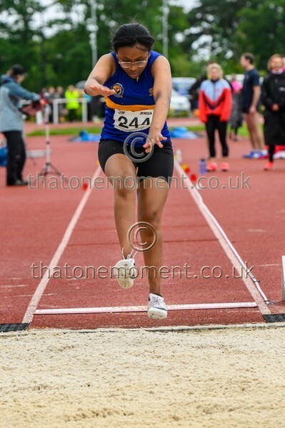 ComMast25-910915 - Field Female Set Two