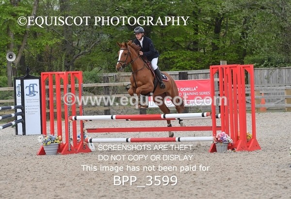 BPP_3599 - CLASS 4 - FRI - Senior BritiNovice/ 90cm Open