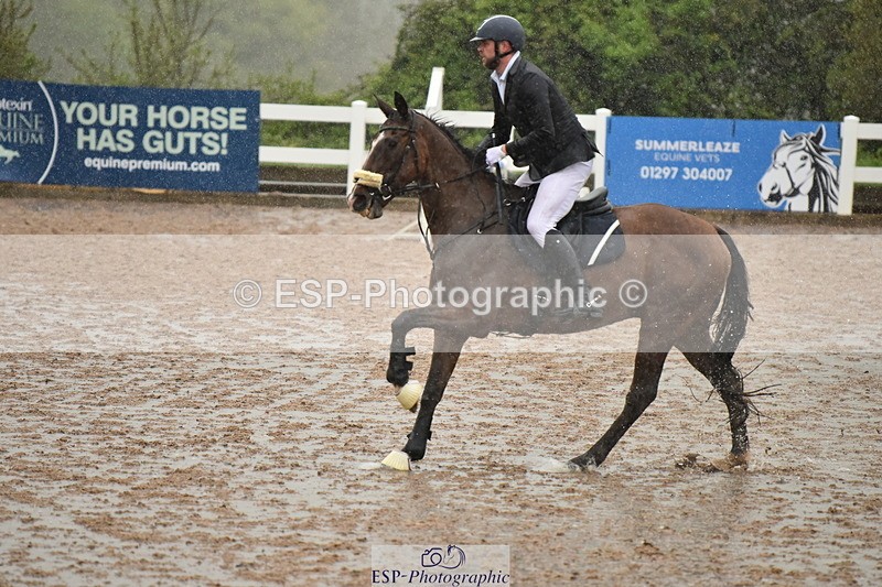 230509A-161650-00047 - 70cm